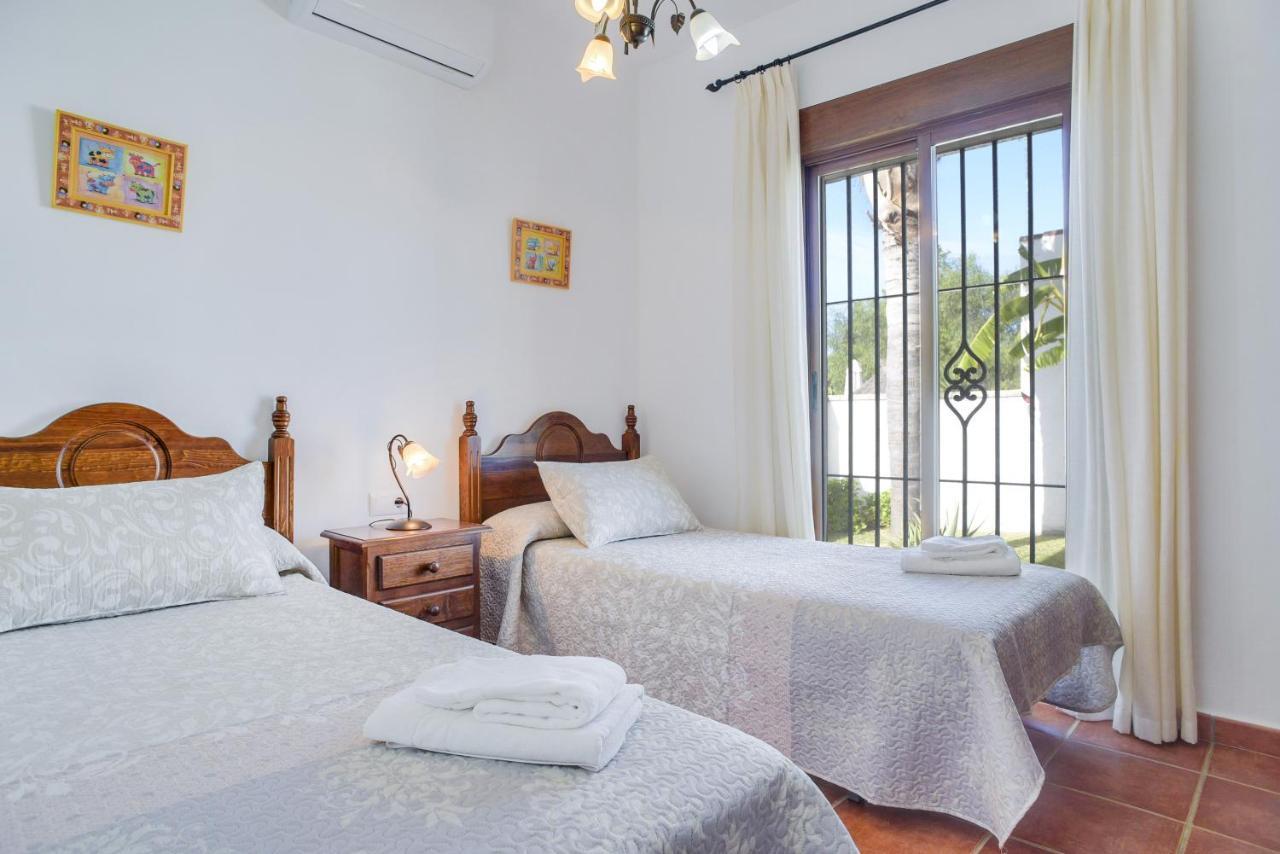 Casa Villanueva 4 - Solo Familias Conil De La Frontera Dış mekan fotoğraf